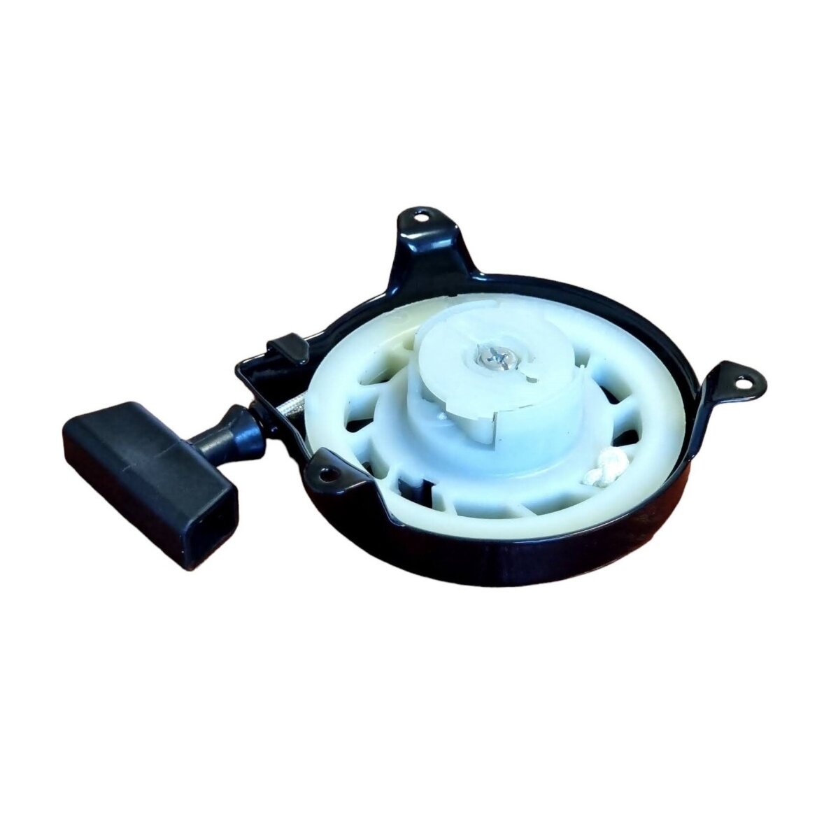 Iedarbināšanas starteris Briggs & Stratton dzinējiem. Kodi: 690101 499706 4 Iedarbināšanas starteris Briggs & Stratton dzinējiem. Kodi: 690101 499706 4