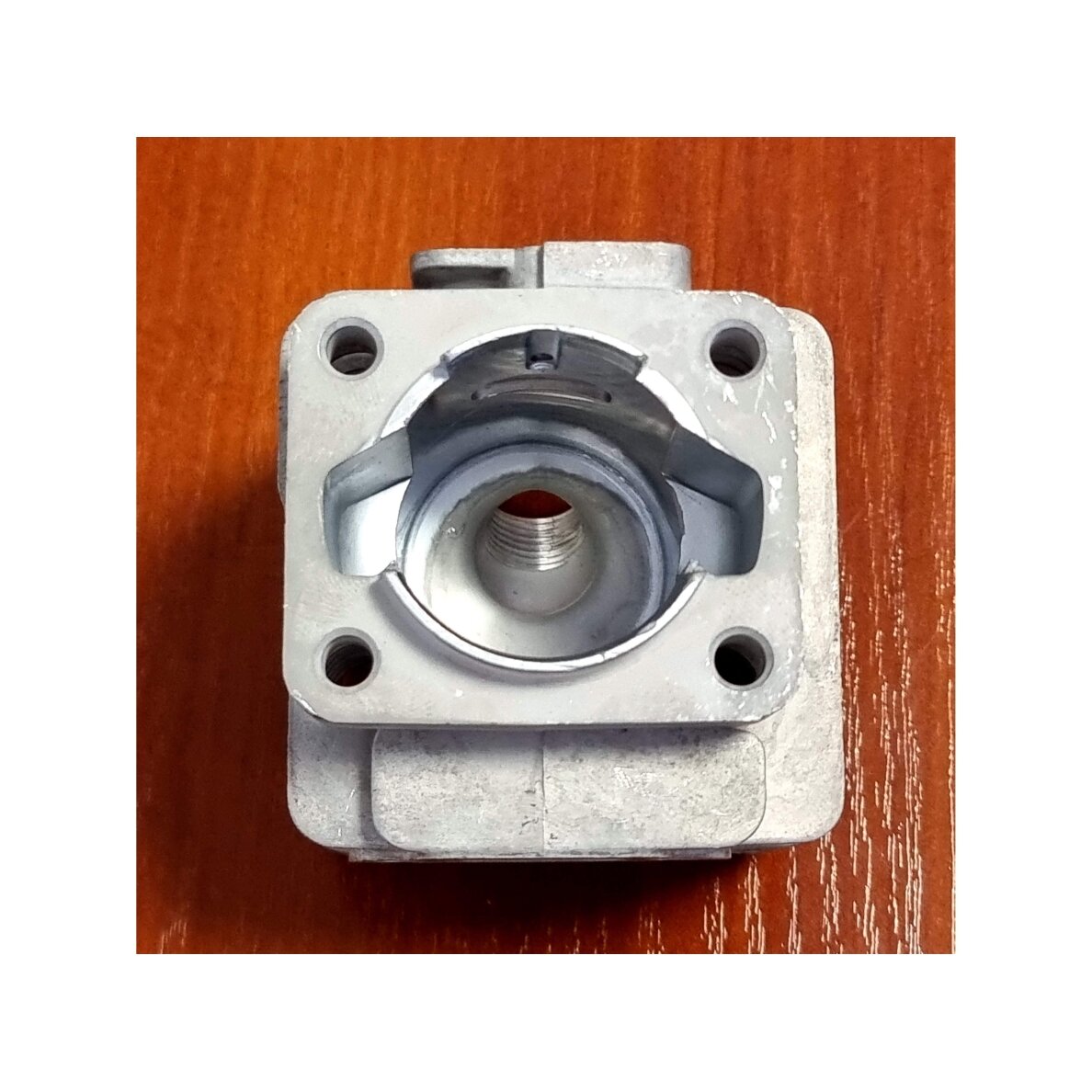 Cilindrs paredzēts HECHT 129BTS un citiem ķīniešu trimmeriem TL26 1E34F 34mm Stūmokaļa taps 8mm \/ 28mm 9 Cilindrs paredzēts HECHT 129BTS un citiem ķīniešu trimmeriem TL26 1E34F 34mm Stūmokaļa taps 8mm \/ 28mm 9