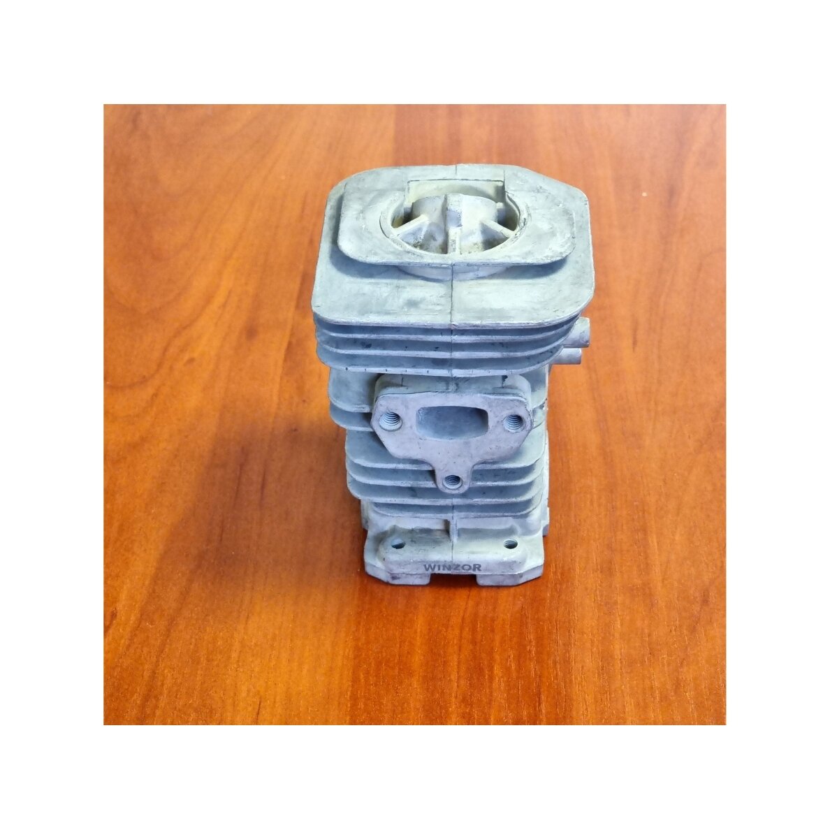 Cilindro komplektas Husqvarna 36 41 136 137 141 142 Pjūklams Kodas 530069941 10