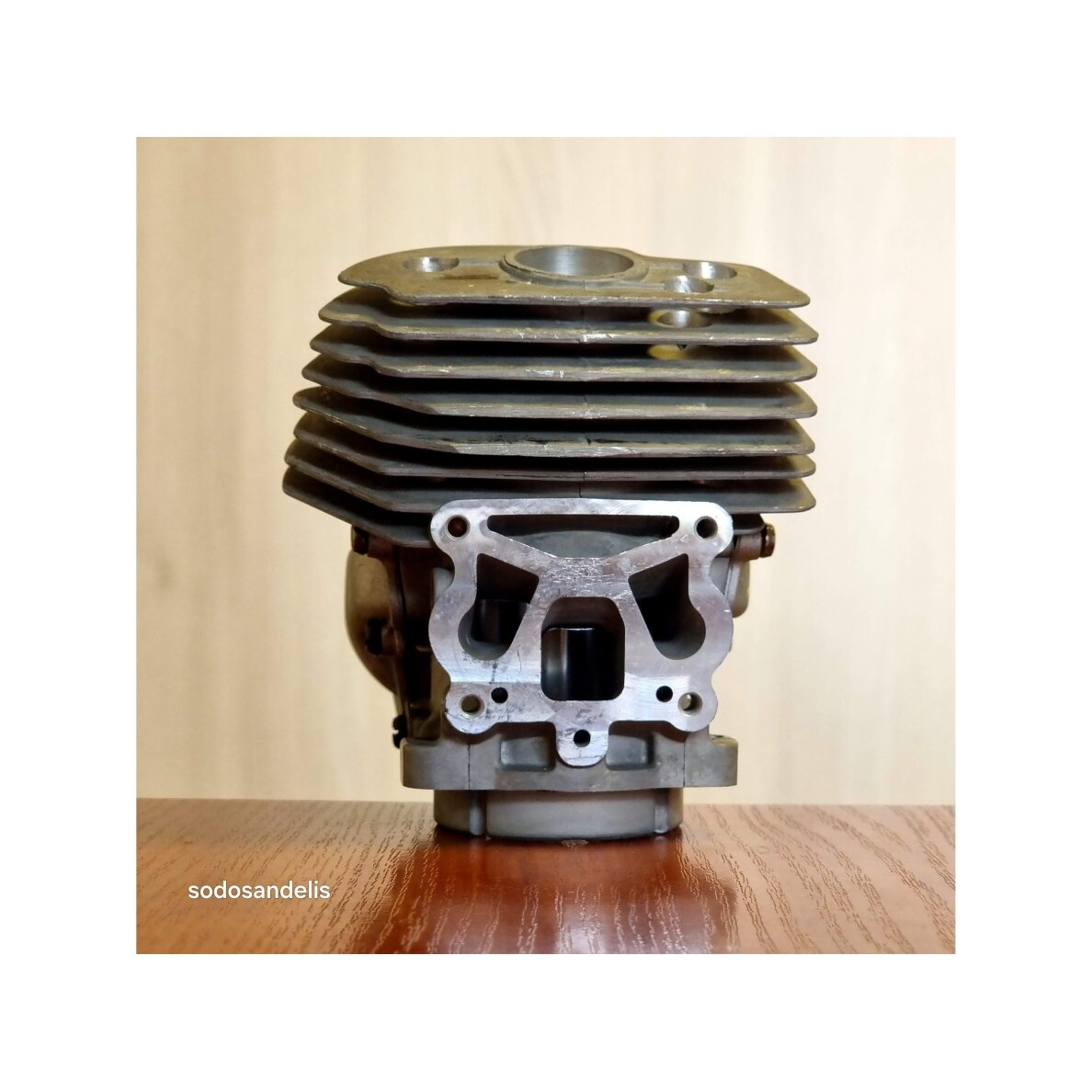 Cylinder kit for Husqvarna 545 chainsaw 2