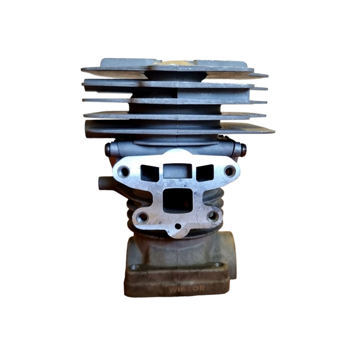 Cilindro komplektas Husqvarna 130 135 Mark II 39mm. 591465701 1 Cilindro komplektas Husqvarna 130 135 Mark II 39mm. 591465701 1