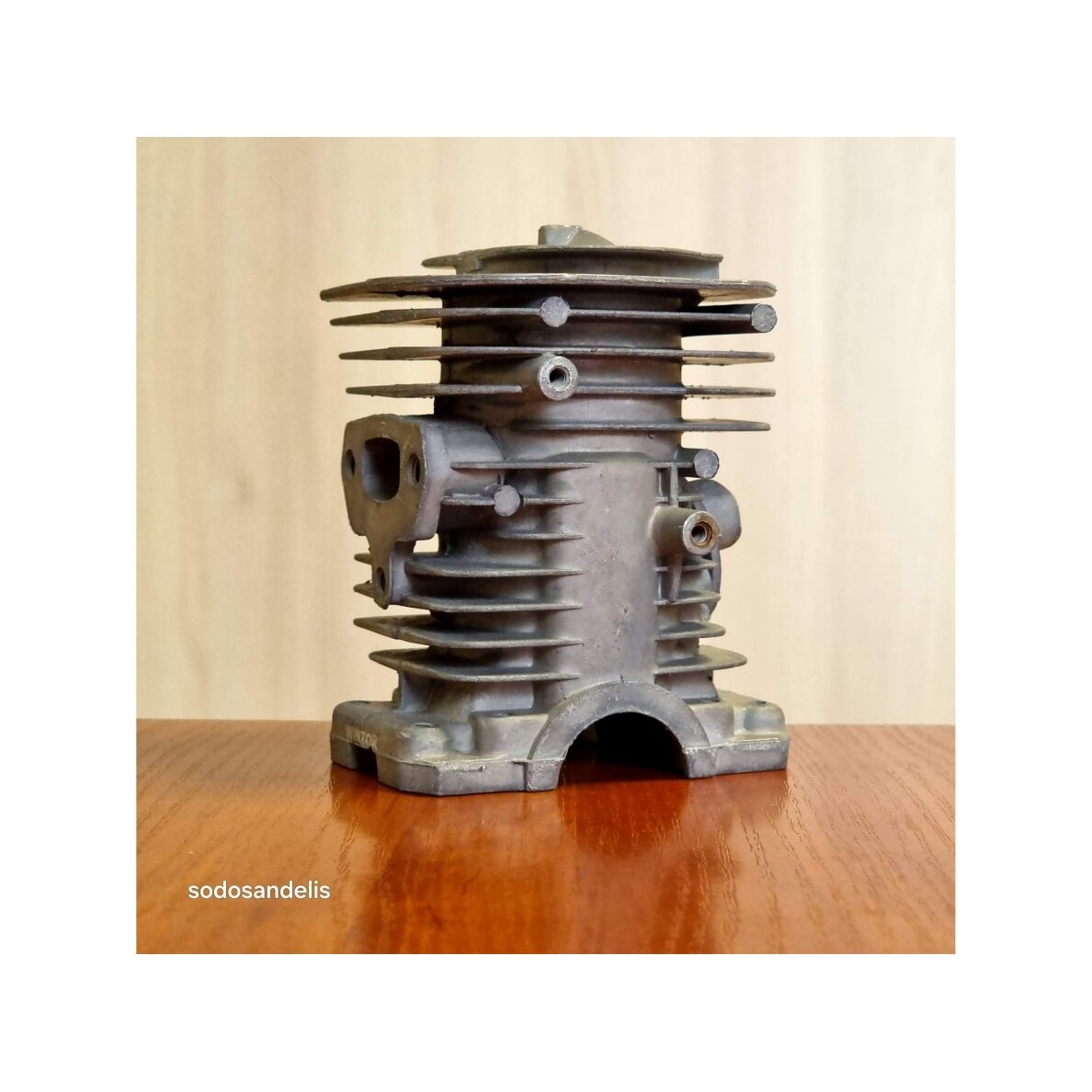 Cilindro komplektas Husqvarna 136 137 141 142 benzopjūklams 2 Cilindro komplektas Husqvarna 136 137 141 142 benzopjūklams 2