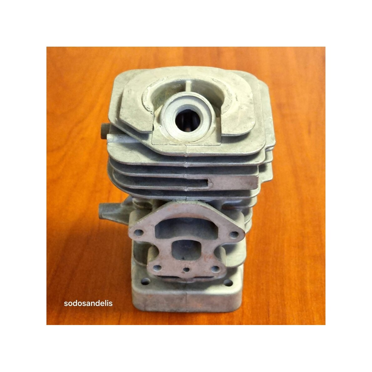Cylinder kit Husqvarna 235 236 236E 240\/E 39mm 545050418 545050417 574291001 3