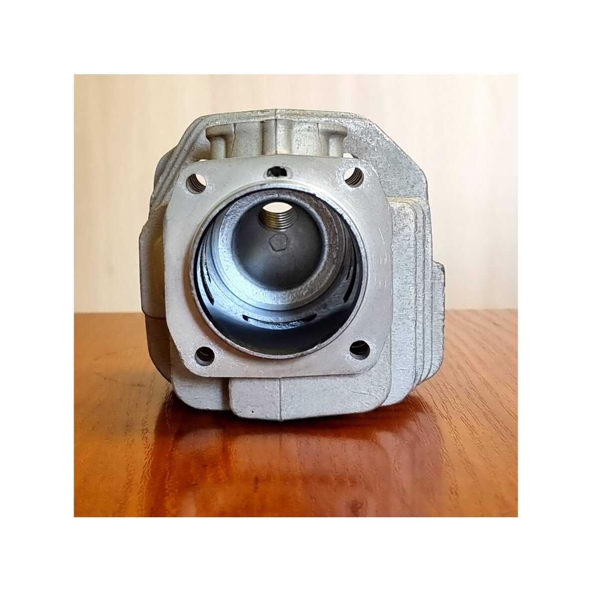 Cilindra komplekts Husqvarna 254 254XP 238 154 154XP motorzāģiem 45mm 503503903 503503901 503503902 13 Cilindra komplekts Husqvarna 254 254XP 238 154 154XP motorzāģiem 45mm 503503903 503503901 503503902 13