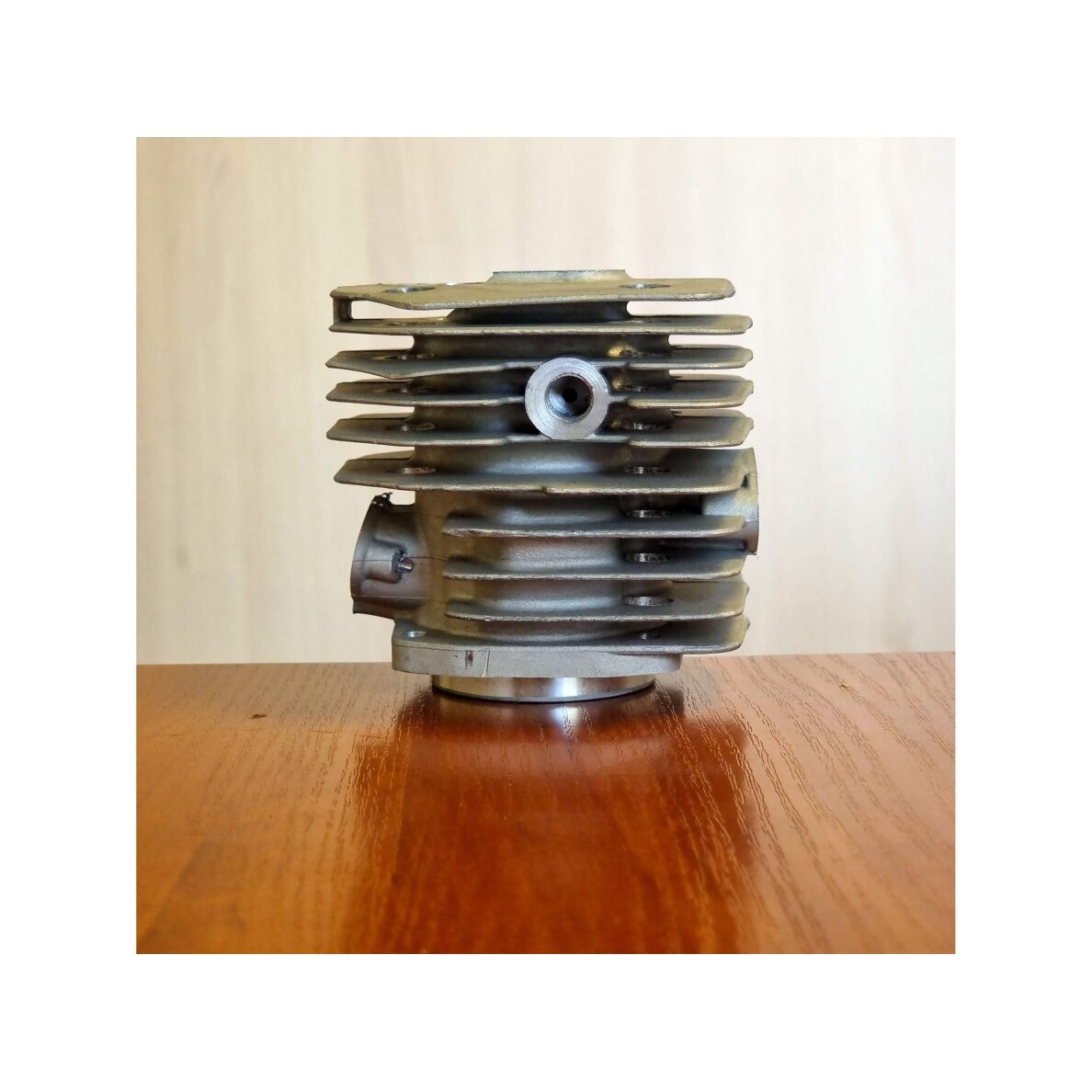 Cilindra komplekts Husqvarna 254 254XP 238 154 154XP motorzāģiem 45mm 503503903 503503901 503503902 6 Cilindra komplekts Husqvarna 254 254XP 238 154 154XP motorzāģiem 45mm 503503903 503503901 503503902 6