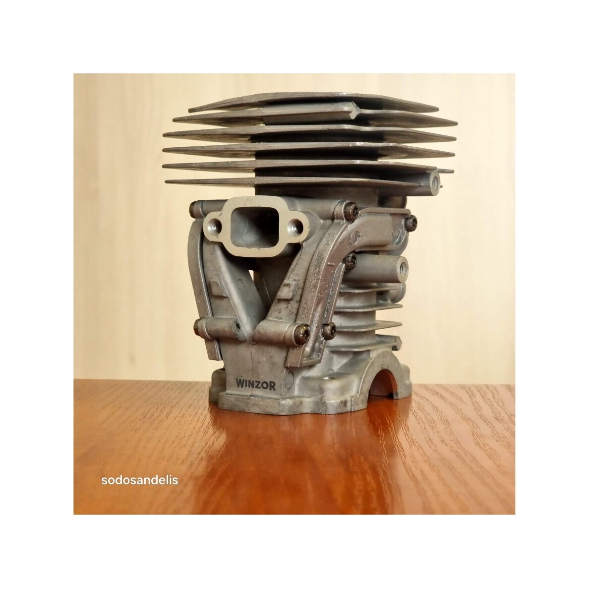 Cylinder kit Husqvarna 445 450; Jonsered CS2250 1 Cylinder kit Husqvarna 445 450; Jonsered CS2250 1