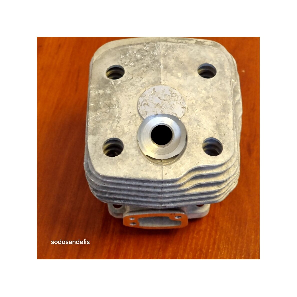 Cilindro komplektas skirtas Husqvarna 281 288 288EPA 288XP Pjūklams NIKASIL kodas:503907471 544223102 3