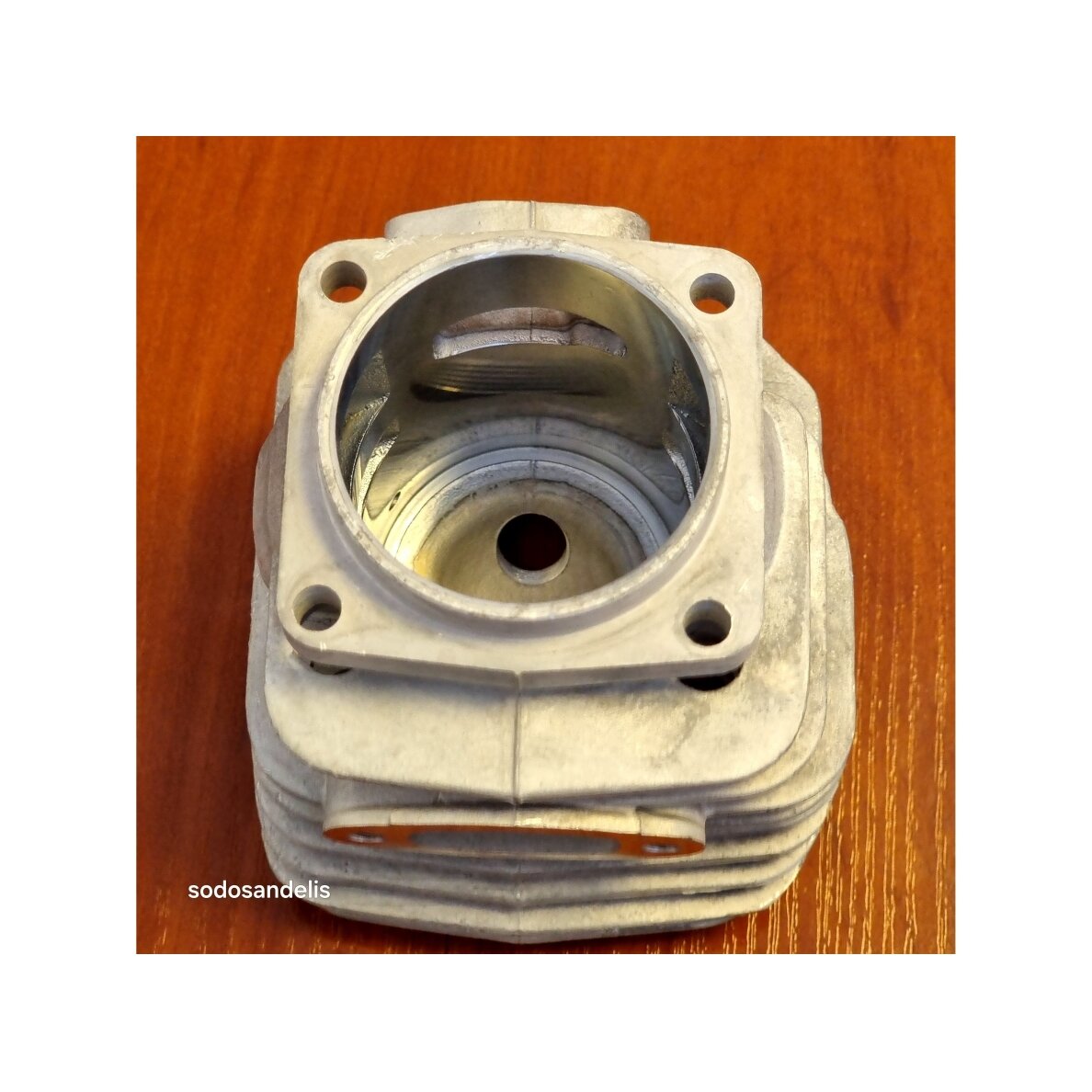 Cilindro komplektas skirtas Husqvarna 281 288 288EPA 288XP Pjūklams NIKASIL kodas:503907471 544223102 4