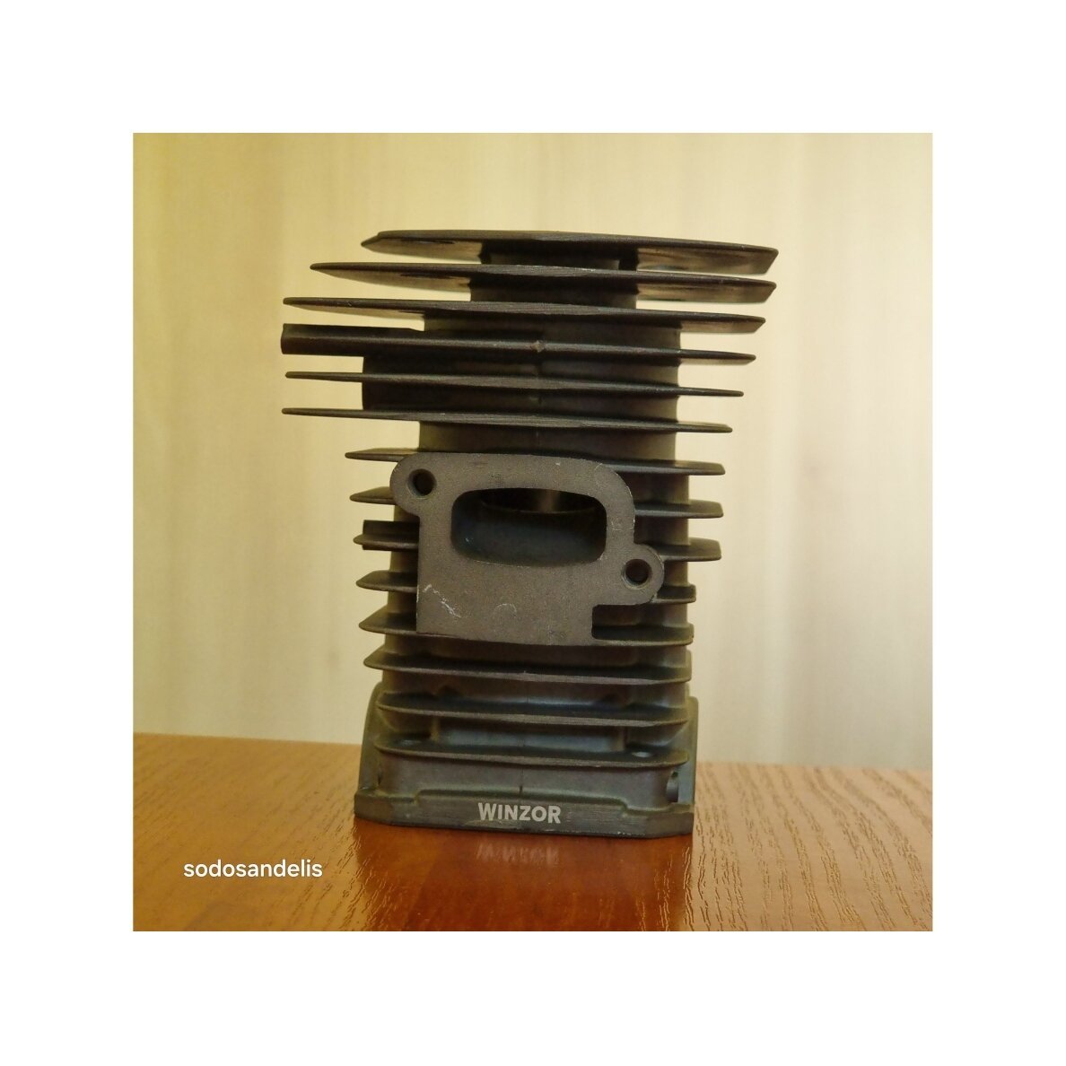 Cilindra komplekts piemērots Husqvarna 345 346 350 351 353 Jonsered 2141 #503870276 1