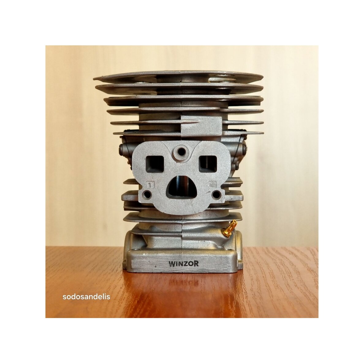 Cilindra komplekts paredzēts Husqvarna 455 460 Jonsered 2255 zāģiem 47mm 1