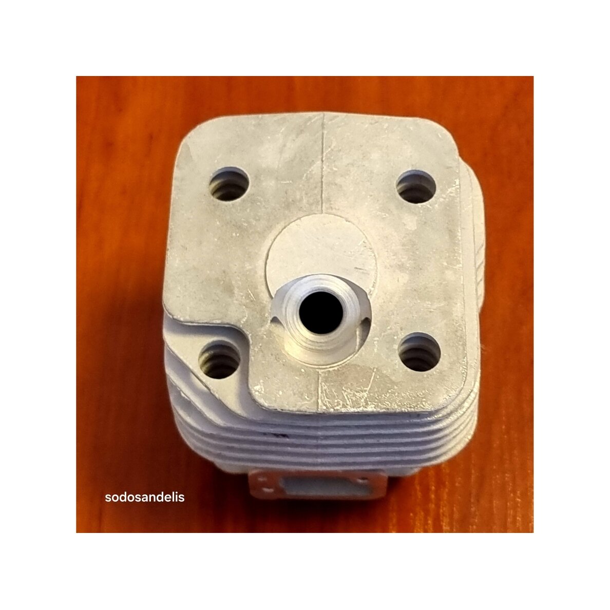 Cilindro komplektas skirtas Husqvarna 66 268 268K # 544222902 503611071 3 Cilindro komplektas skirtas Husqvarna 66 268 268K # 544222902 503611071 3