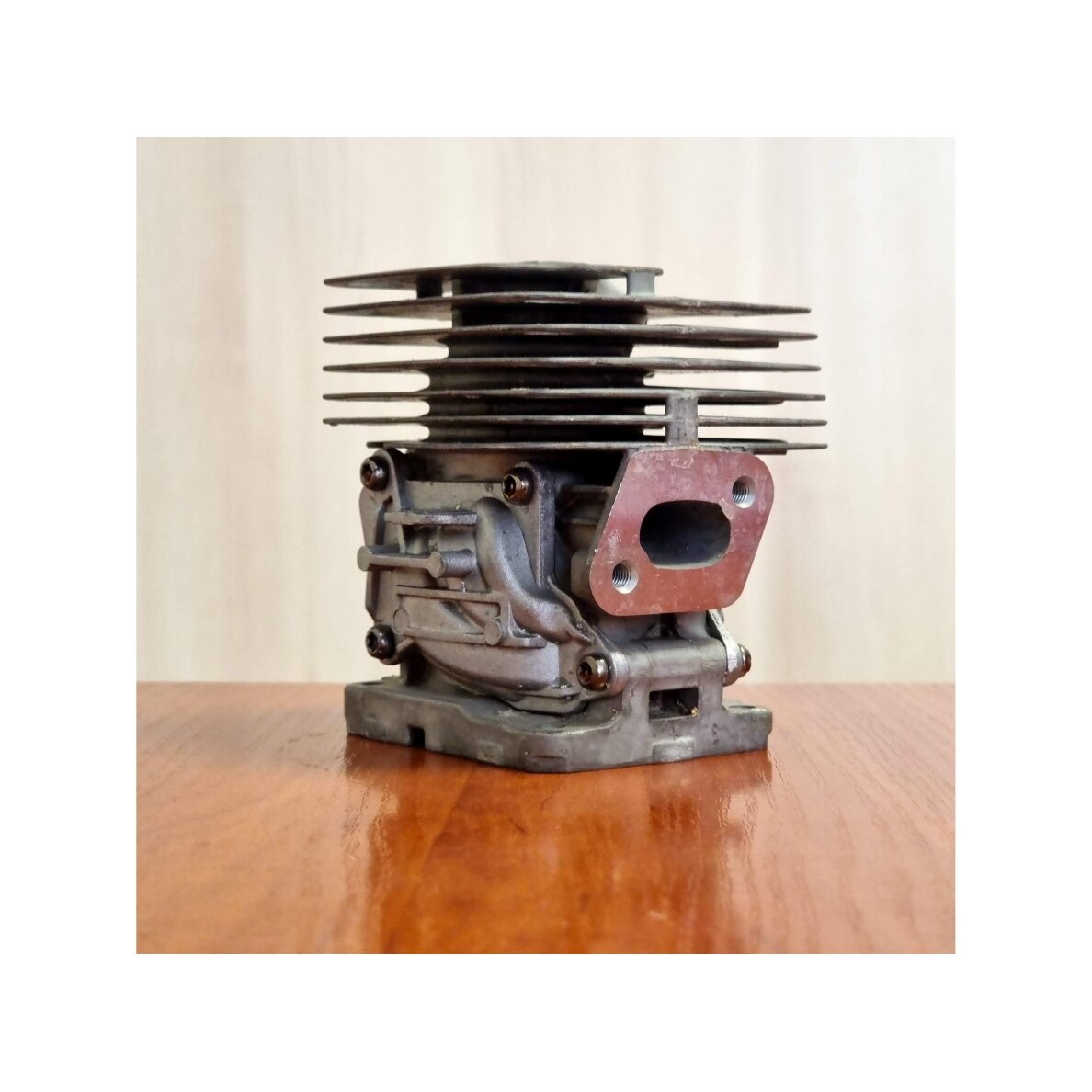Cylinder kit for STIHL FS120 2-MIX and FS120 R 2-MIX trimmers 4134 020 1221 8 Cylinder kit for STIHL FS120 2-MIX and FS120 R 2-MIX trimmers 4134 020 1221 8