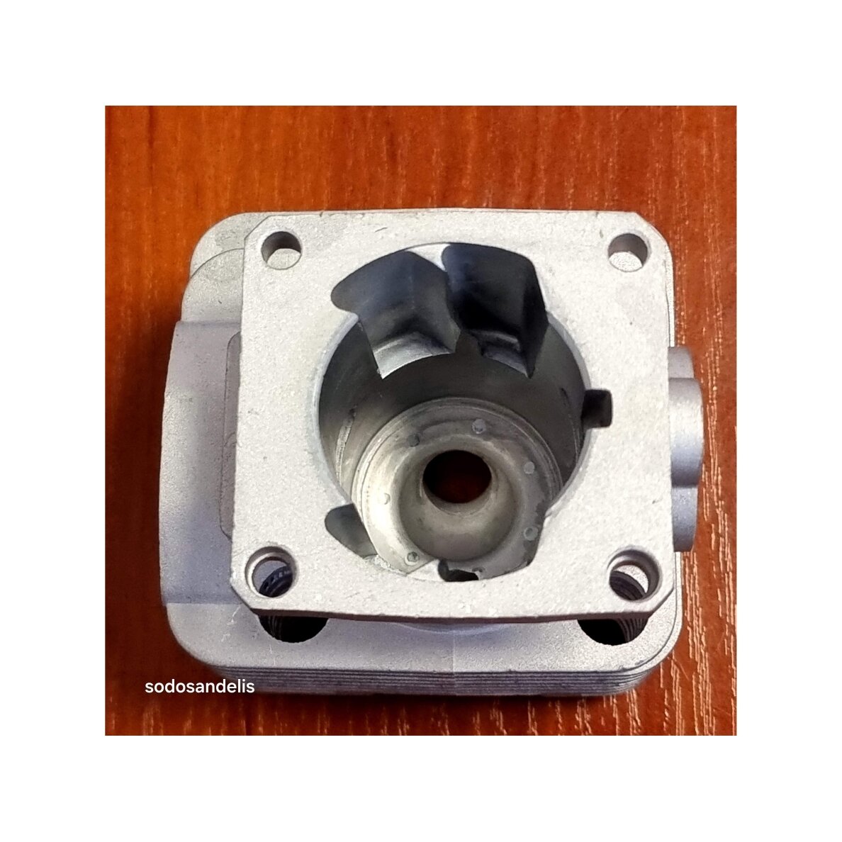 Cilindro komplektas skirtas STIHL FS120 FS200 FS200 FS250 FS250R BT120 HT250 38mm 4134 020 1212 11