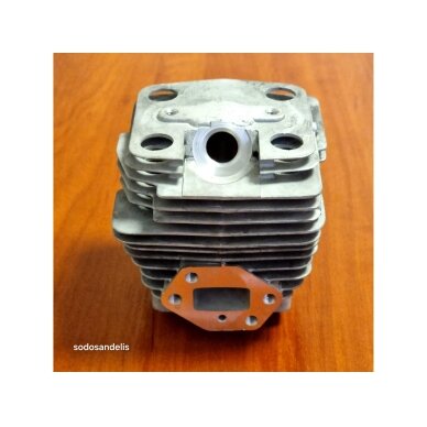 Cilindrs paredzēts Husqvarna 143R II 143AE 443RB 542RBS Zenoah G45L E45A 510064201 515361401 3 Cilindrs paredzēts Husqvarna 143R II 143AE 443RB 542RBS Zenoah G45L E45A 510064201 515361401 3