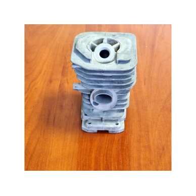 Cilindro komplektas Husqvarna 36 41 136 137 141 142 Pjūklams Kodas 530069941 12