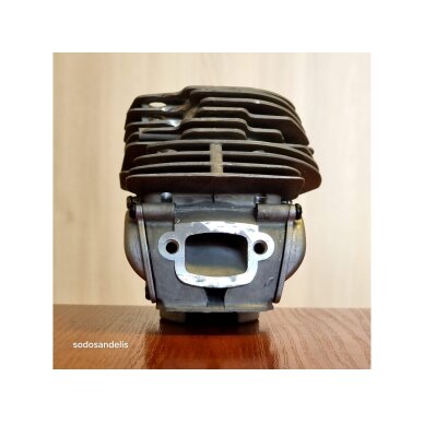 Cylinder kit for Husqvarna 545 chainsaw 1
