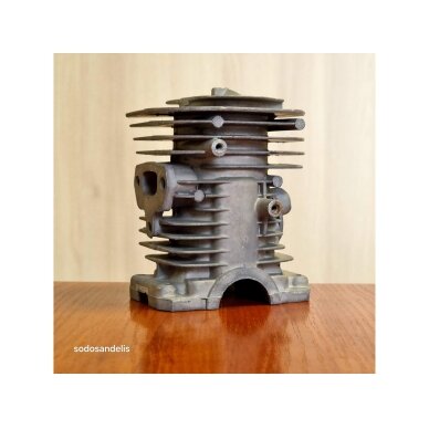 Cilindro komplektas Husqvarna 136 137 141 142 benzopjūklams 2 Cilindro komplektas Husqvarna 136 137 141 142 benzopjūklams 2