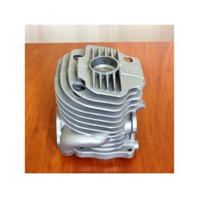 Cilindro komplektas Husqvarna K750 pjūklui 51MM 520757302 502757301 506386171 NIKASIL 7 Cilindro komplektas Husqvarna K750 pjūklui 51MM 520757302 502757301 506386171 NIKASIL 7