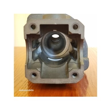 Cilindra komplekts piemērots Husqvarna 345 346 350 351 353 Jonsered 2141 #503870276 3