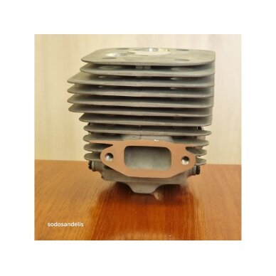 Cilindro komplektas skirtas Husqvarna 372 X‑Torq 365 X‑Torq 372XP X‑Torq 575255702 2 Cilindro komplektas skirtas Husqvarna 372 X‑Torq 365 X‑Torq 372XP X‑Torq 575255702 2
