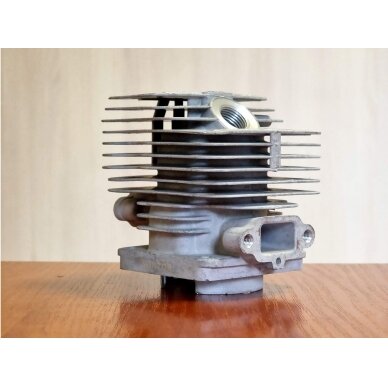 Cilindro komplektas Oleo-Mac 440 BP 740T 740S SP40 TP74 EFCO 8400 8405 40mm 074000280B 2 Cilindro komplektas Oleo-Mac 440 BP 740T 740S SP40 TP74 EFCO 8400 8405 40mm 074000280B 2