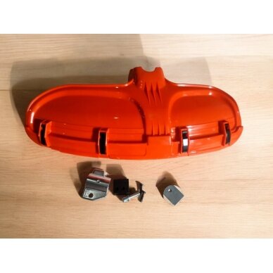 Reduktoriaus apsauga Husqvarna 143 235 333 335 553 Kodas 537331601 Reduktoriaus apsauga Husqvarna 143 235 333 335 553 Kodas 537331601
