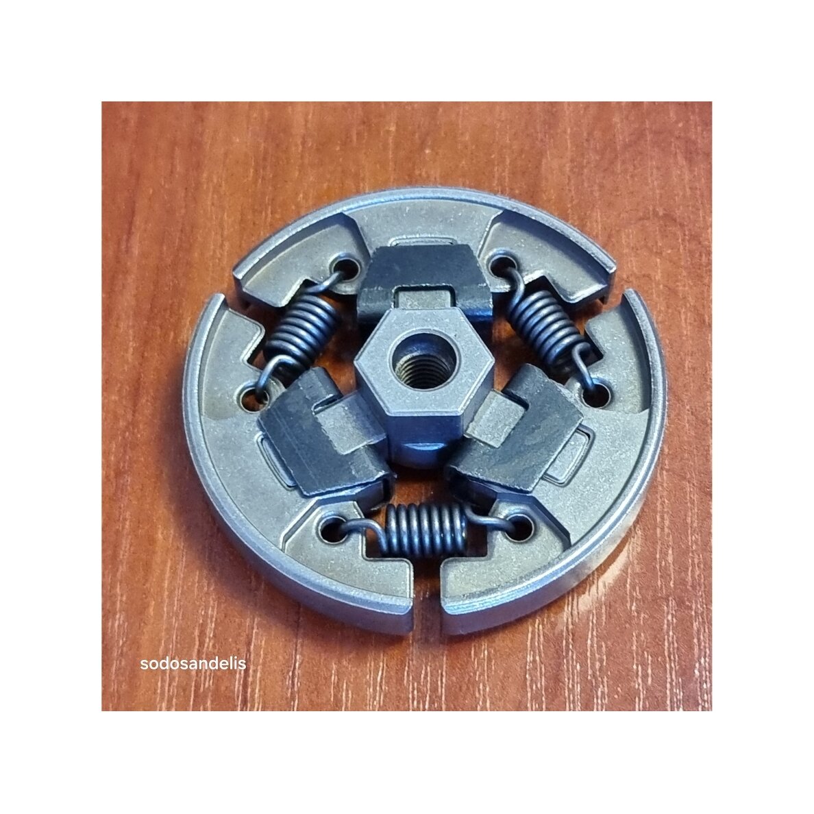 Clutch for STIHL FS80 FS85 FS75 FR85 KM85 KW85 KA85 SP85 #41371602002 41371602001 1 Clutch for STIHL FS80 FS85 FS75 FR85 KM85 KW85 KA85 SP85 #41371602002 41371602001 1