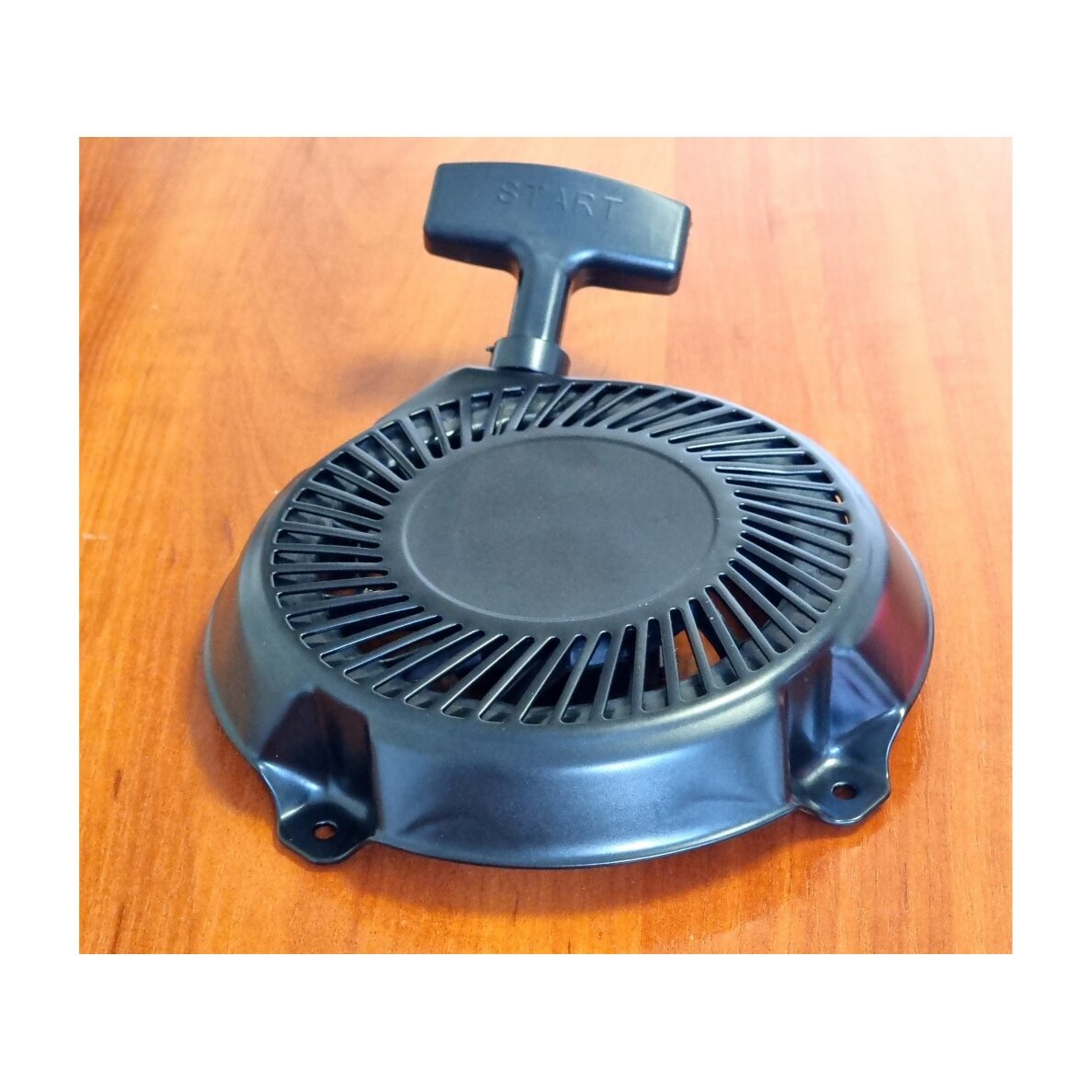 Starteris skirtas BRIGGS & STRATTON 5,5-6,5ag. varikliams. 591301 693394 791670 795930 4 Starteris skirtas BRIGGS & STRATTON 5,5-6,5ag. varikliams. 591301 693394 791670 795930 4