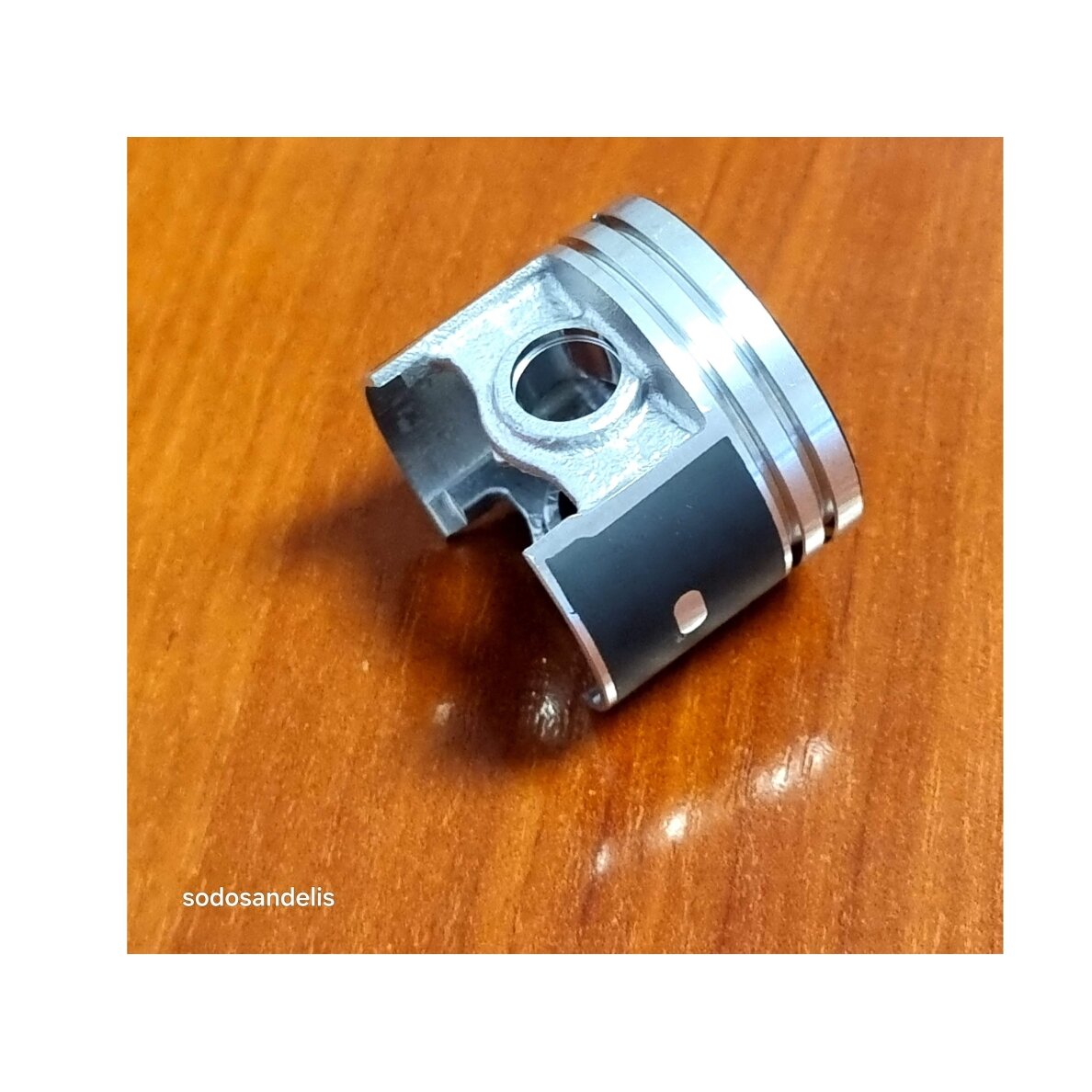 Piston for STIHL 018 MS180 MS210 (with graphite coating) 1130 030 2004 1130 034 3002 1132 034 1501 9463 650 1000 1 Piston for STIHL 018 MS180 MS210 (with graphite coating) 1130 030 2004 1130 034 3002 1132 034 1501 9463 650 1000 1