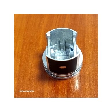 Piston for STIHL 018 MS180 MS210  (with graphite coating) 1130 030 2004  1130 034 3002 1132 034 1501  9463 650 1000 3