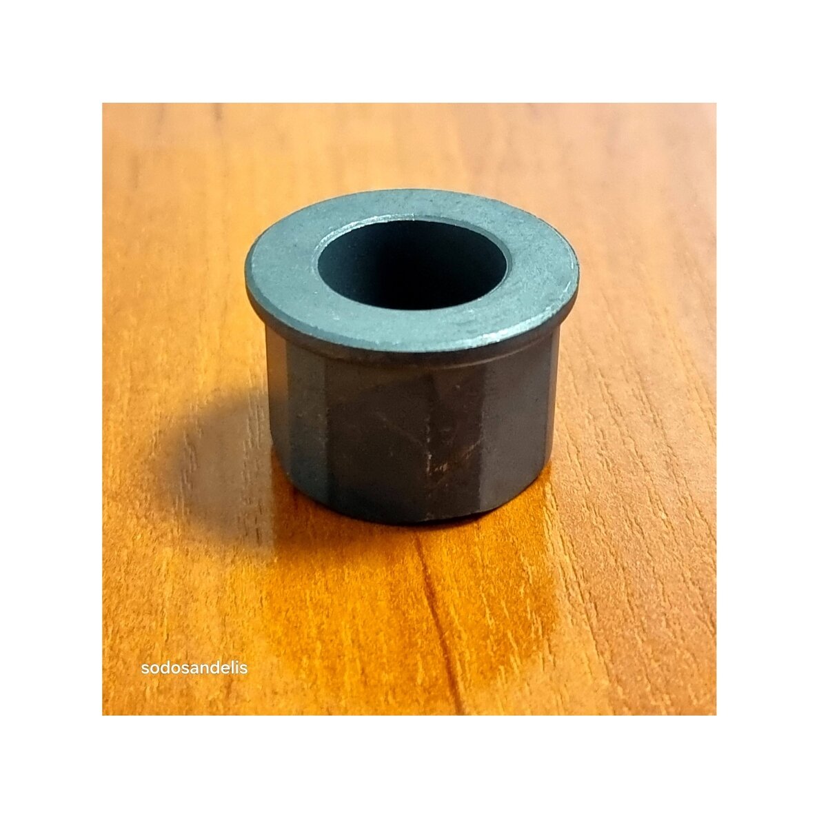 SW800 \/ WWS0724B(E) shaft bushing 2