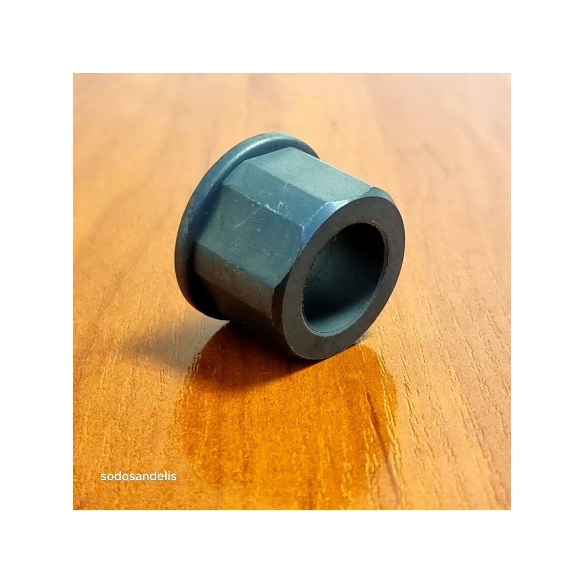 SW800 \/ WWS0724B(E) shaft bushing 3